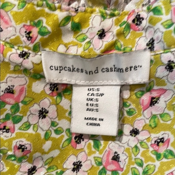 Green and Pink Long Sleeve Blouse with Tie Front - Picture 5 of 6